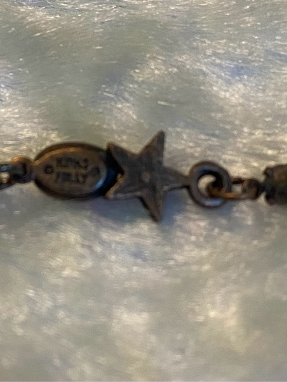 🍀VTG Kirks Folly Iridescent Star Drop Earrings with Olive Crystal Accent - Picture 2 of 3